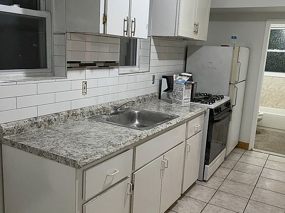 5th image of 182-15 144th Ave #1