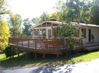 13575 Hanging Rock Ln, Lovettsville, VA