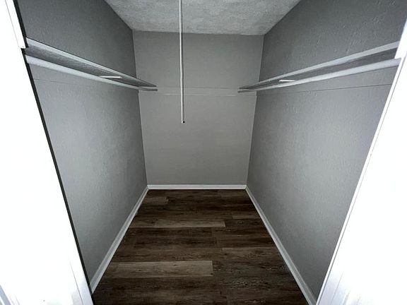 5th image of 2026 4th St S APT 7