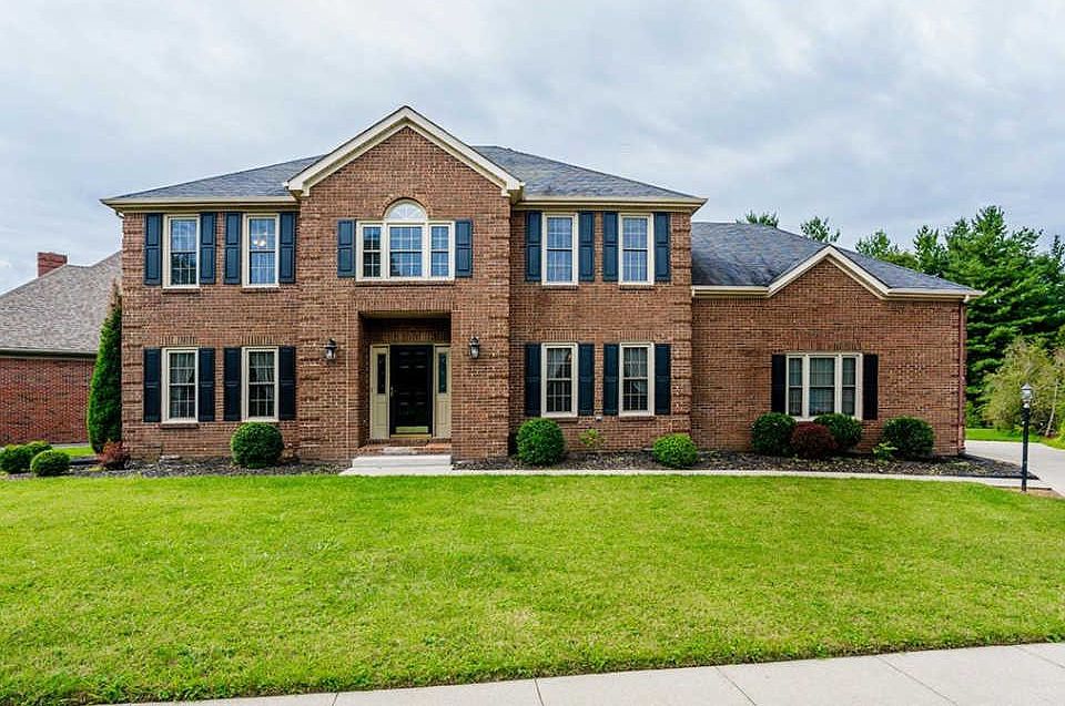 1st image of 203 Stonewall Ct