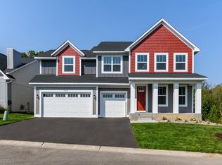 7707 Academy Ln, Inver Grove Heights, MN 55077