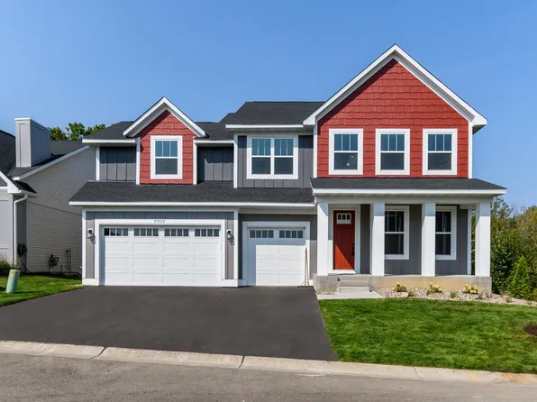 7707 Academy Ln, Inver Grove Heights, MN 55077
