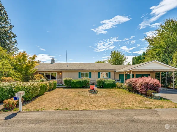 136 Green Acres Way, Castle Rock, WA 98611