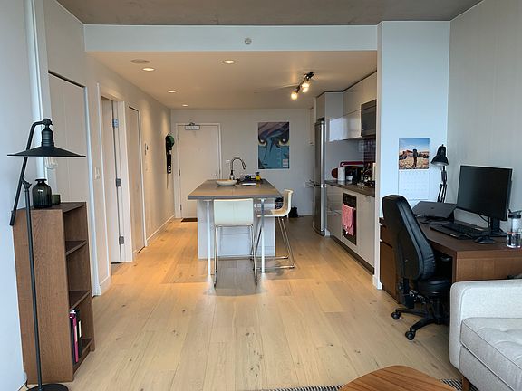 4th image of 108 Cordova St W #1402