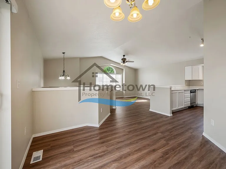 3019 N Alfalfa Loop — Photo 12
