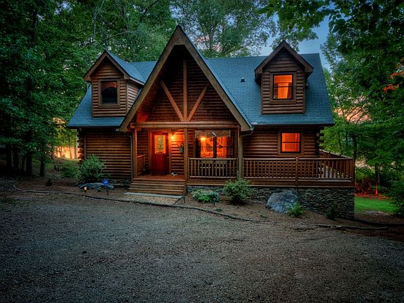 2nd image of 1649 Jamesway Dr