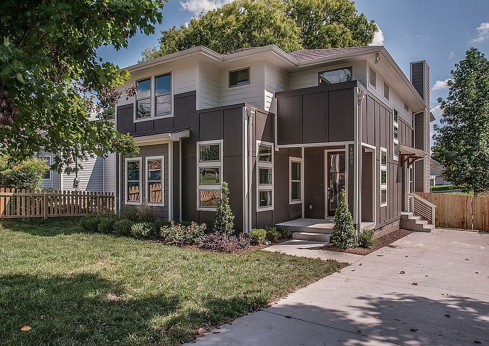 Modern, prairie style home