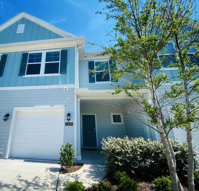 Front Porch with Garage