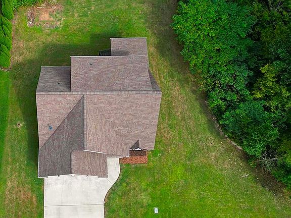4th image of 1642 Andover Pl