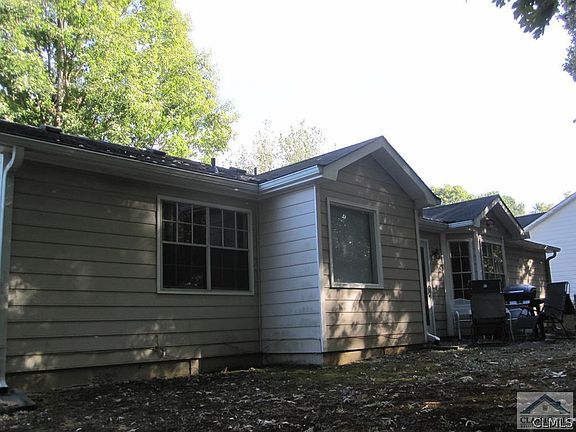 5th image of 1413 Oak Knoll Drive