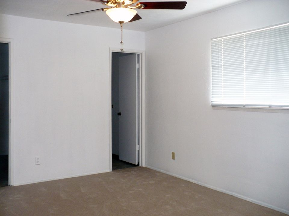 1st image of 3716 McKinley Dr
