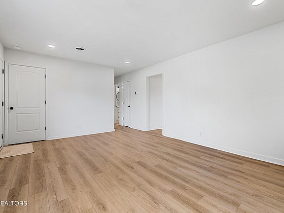 4th image of 4316 W Scarlett Ln