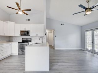 1185 Grandview Cir, Royal Palm Beach, FL 33411