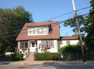 175 Grove St, West Roxbury, MA 02132
