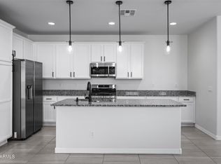 8250 E Inverness Ave, Mesa, AZ 85209