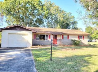 757 Memorial Dr, Sebring, FL 33870