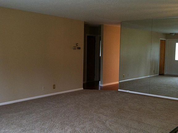 Living room or Living/Dining combo