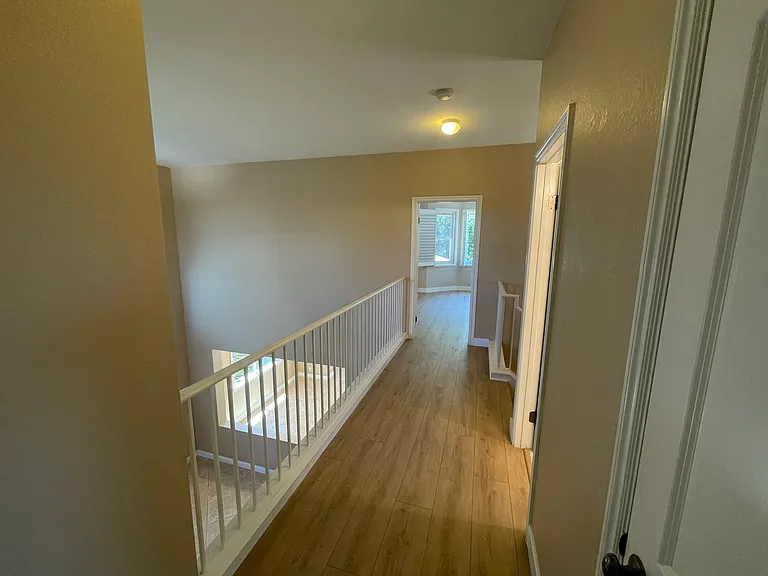 7832 Danner Ct — Photo 19