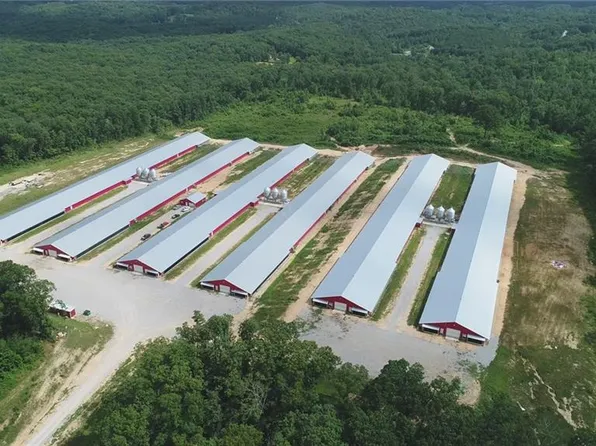 876 Wood Station Rd, Rock Spring, GA 30739