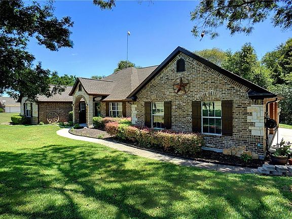 2nd image of 359 Miramar Cir