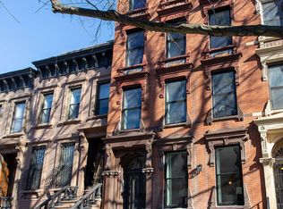 701 President St APT 4, Brooklyn, NY 11215