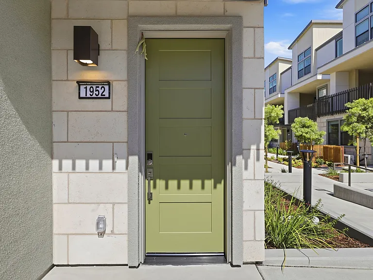 1952 Journey St — Photo 16