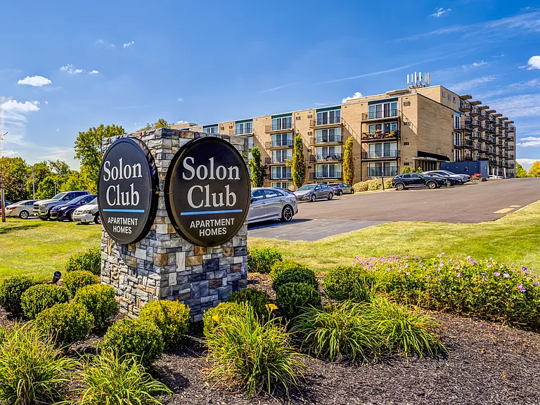 Solon Club Apartment Homes — Photo 25