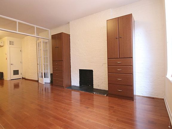 4th image of 661 Washington St #3R