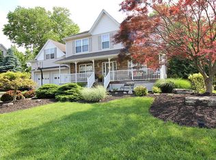 51 Brookview Dr, North Haledon, NJ 07508