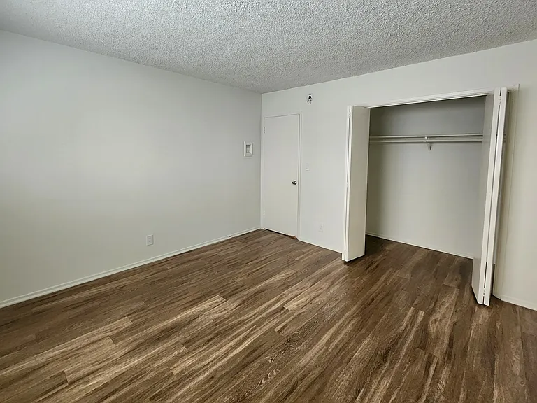 10138 Palms Blvd #2 — Photo 22