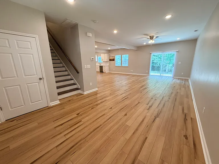 4536 Stone Mountain Dr — Photo 11