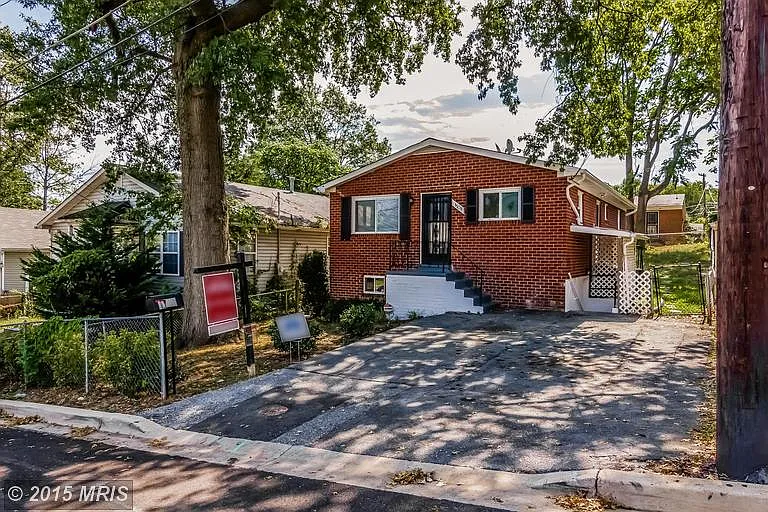 1108 Elfin Ave photo 1