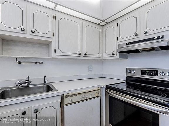 4th image of 32 Saxony Cir #32-A