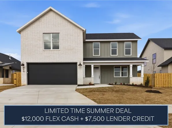 990 Thornwood Pl, Centerton, AR 72713