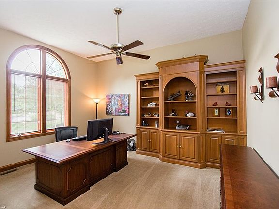 4th image of 3129 Chatham Ct