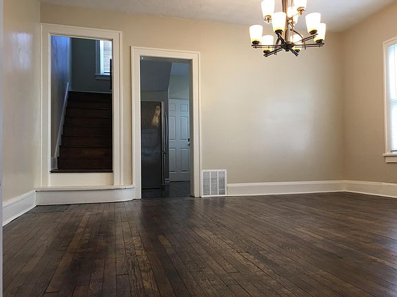 2nd image of 2693 Hampshire Rd