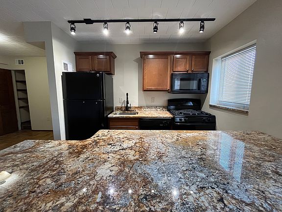 2nd image of 124 Lacrosse St #102