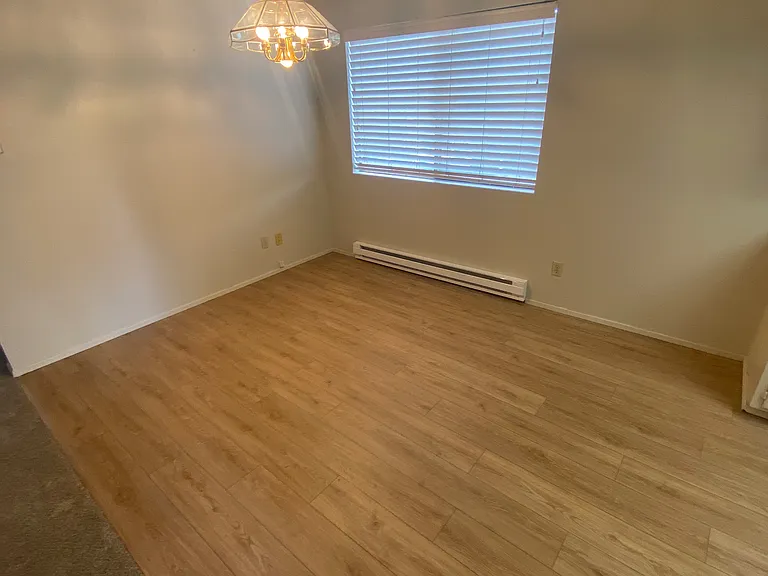 4520 Olympic Blvd #4 — Photo 5