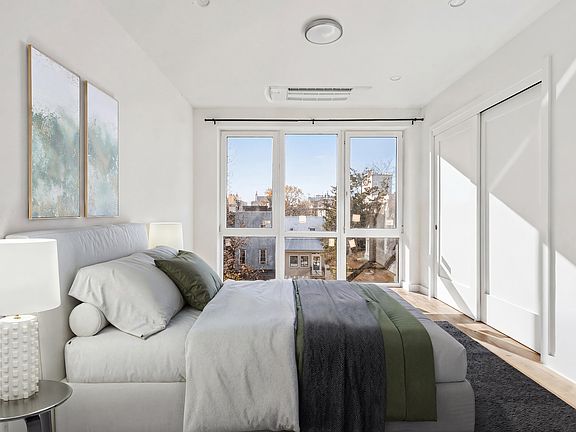 5th image of 176 12th St #3