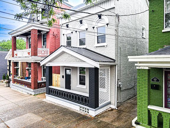 2nd image of 1124 Lee St