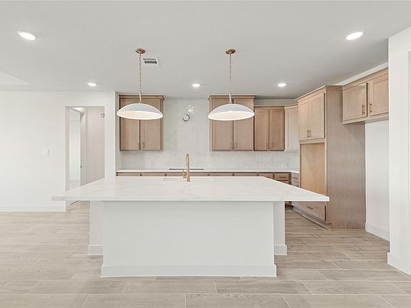 5th image of 4619 Valeria Cottage Dr