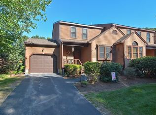 18 Hawthorne Vlg APT A, Franklin, MA 02038