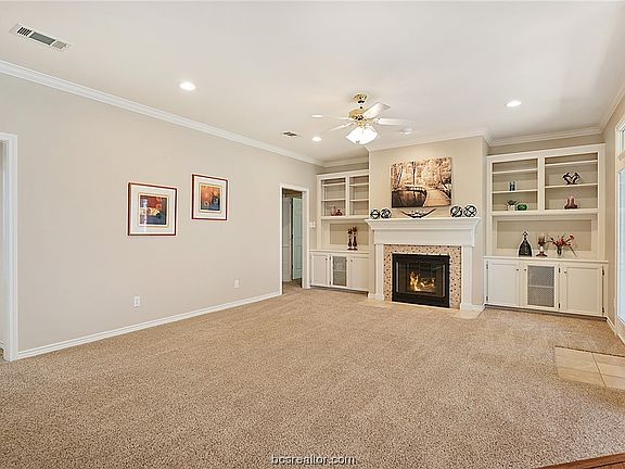4th image of 609 Clovis Ct