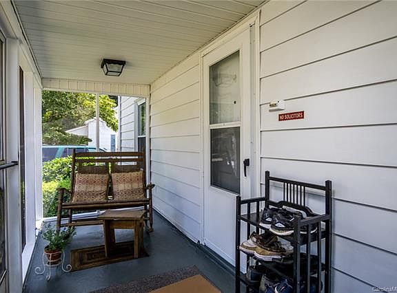 5th image of 327 Frayser St