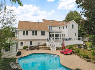 13 Russett Hill Rd, Haverhill, MA 01830