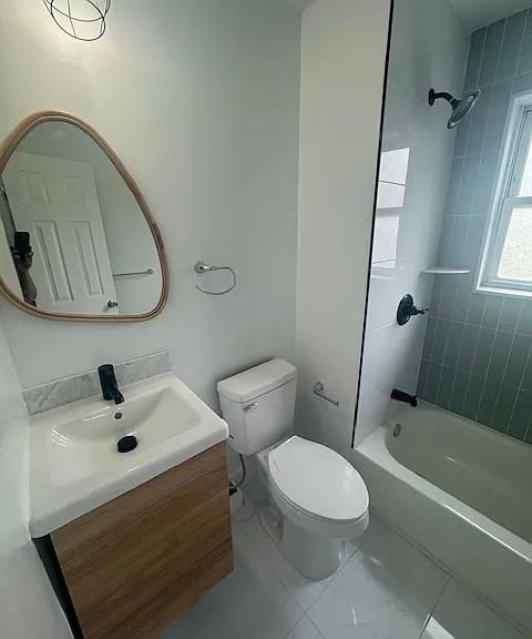 9 Maple St #2R — Photo 7