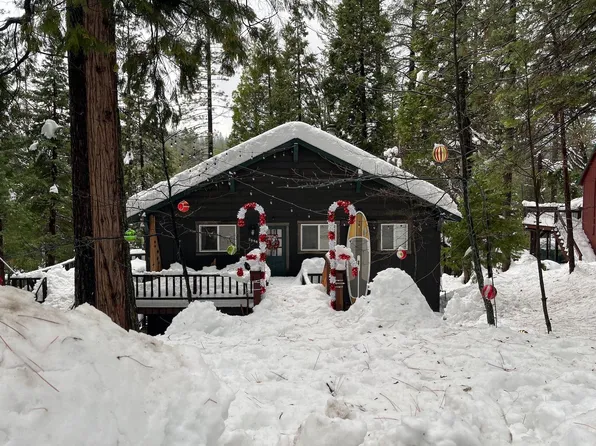 2544 Middle Dr, Arnold, CA 95223