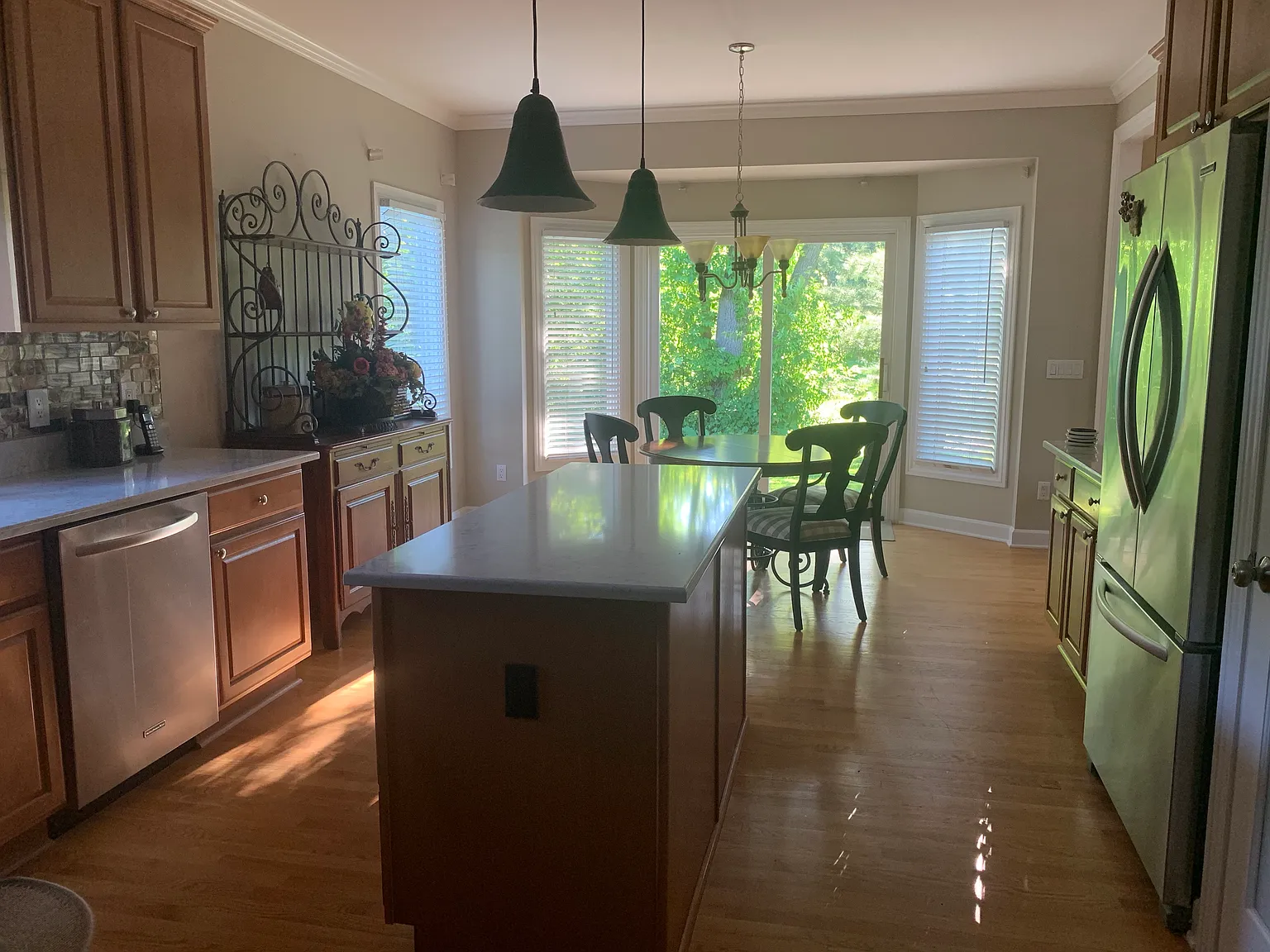1285 Shawn Ct photo 1