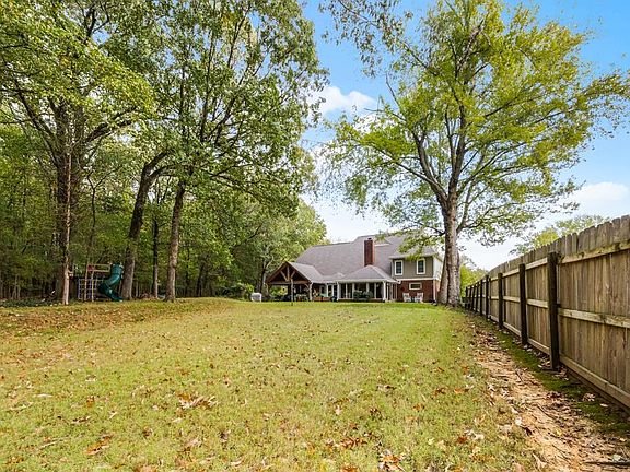 5th image of 2873 Belgrave Dr