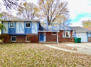 28977 Simmons Rd, Perrysburg, OH 43551